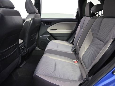 Certified 2025 Subaru Forester Premium image 21