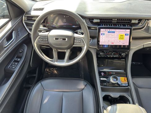 Used 2023 Jeep Grand Cherokee 4XE image 38