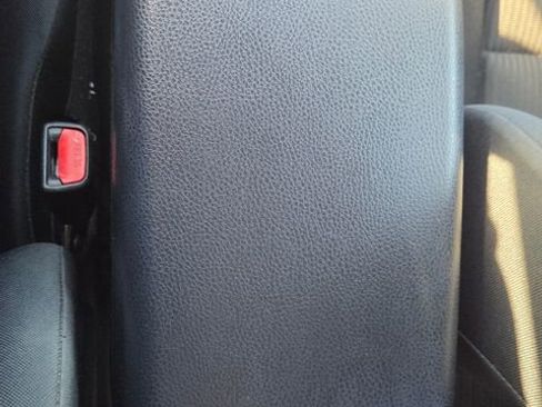 Used 2016 Toyota RAV4 LE AWD/4WD image 31