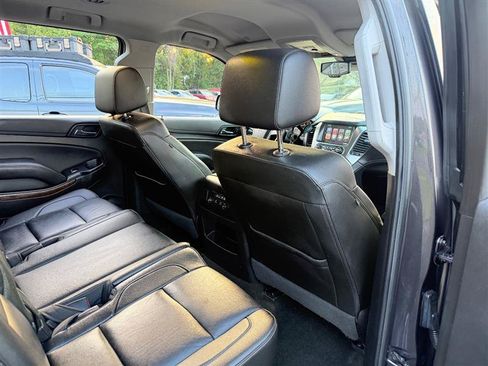 Used 2016 Chevrolet Suburban LT AWD/4WD image 18