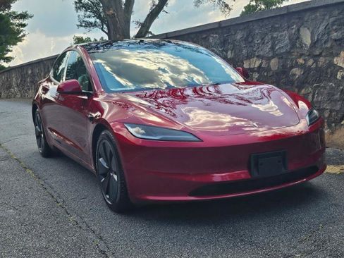 Used 2024 Tesla Model 3 Long Range AWD/4WD image 12