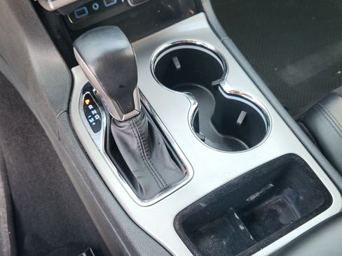 Used 2020 Jeep Grand Cherokee Altitude RWD image 20