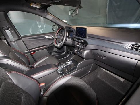 Used 2025 Ford Escape ST-Line Elite image 19