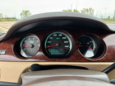 Used 2011 Buick Lucerne CXL w/ Driver Confidence Package image 13