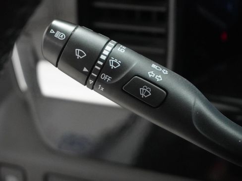 Used 2022 Chevrolet Silverado 1500 LT w/ Texas Edition Plus image 18