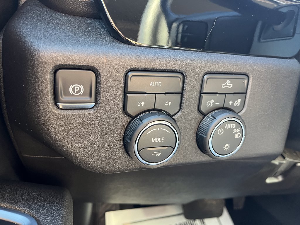 Used 2026 Chevrolet Silverado 1500 LT AWD/4WD image 20