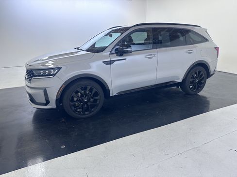 Used 2023 Kia Sorento SX FWD image 13