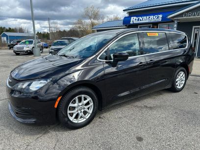 Used 2017 Chrysler Pacifica Touring