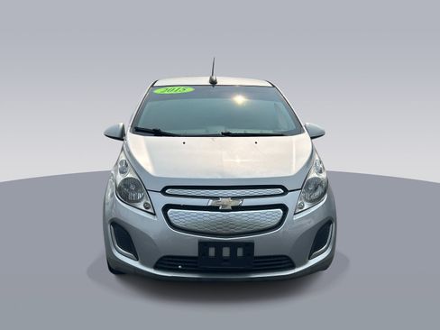 Used 2015 Chevrolet Spark LT FWD image 9