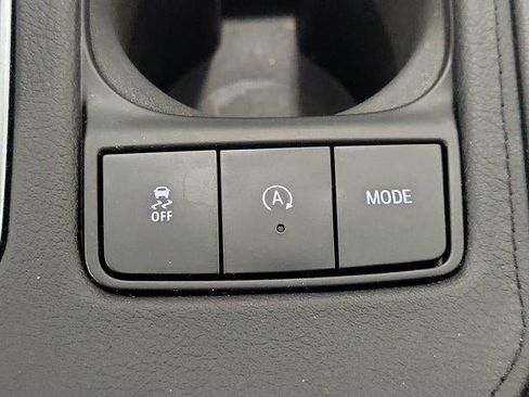 Certified 2022 Cadillac XT4 Luxury FWD image 28