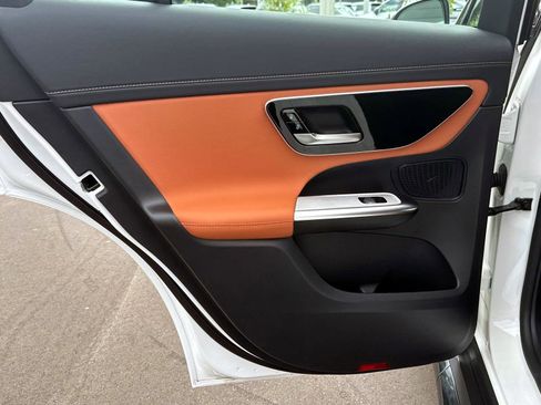 Used 2025 Mercedes-Benz GLC 43 AMG 4MATIC image 13