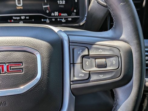 Used 2025 GMC Sierra 1500 SLT AWD/4WD image 19