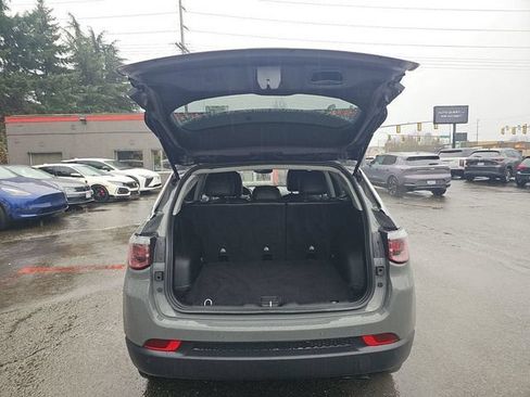 Used 2021 Jeep Compass Limited AWD/4WD image 11
