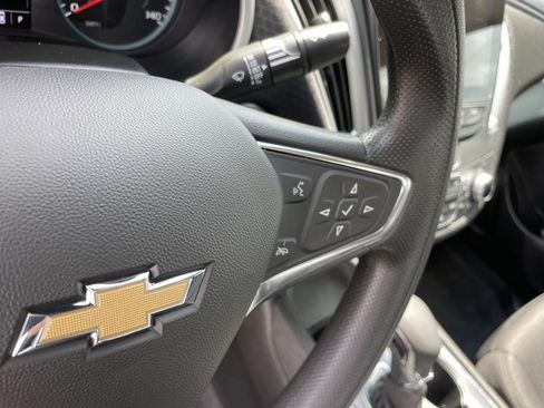 Used 2025 Chevrolet Malibu LT FWD image 21