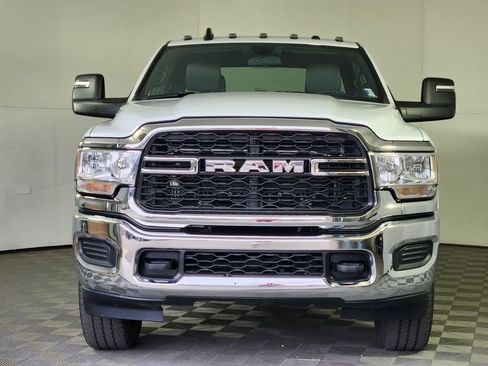 Used 2024 RAM 2500 Tradesman w/ Chrome Appearance Group AWD/4WD image 2