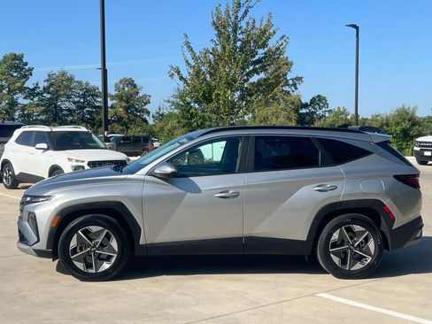 Used 2025 Hyundai Tucson SEL FWD image 6