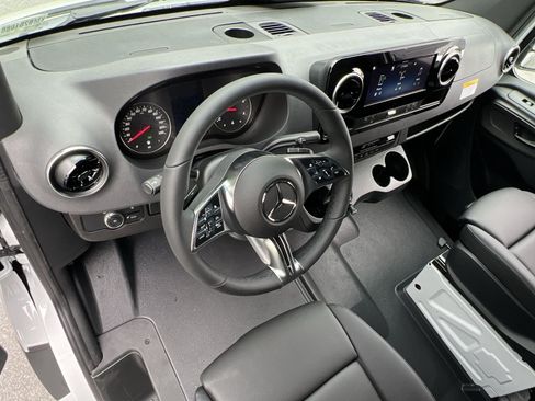 New 2026 Mercedes-Benz Sprinter 2500 image 28