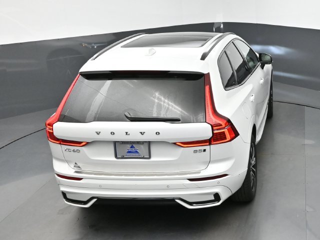 Used 2024 Volvo XC60 B5 Plus w/ Protection Package Premier AWD/4WD image 21