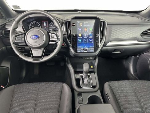 Used 2025 Subaru Forester Premium image 5