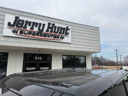 Used 2024 Ford Bronco Outer Banks w/ Sasquatch Package image 12