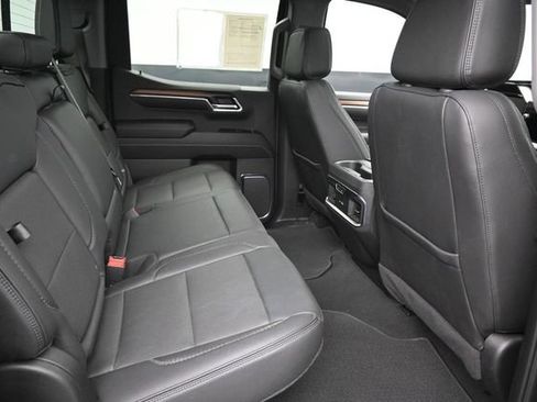 Used 2024 GMC Sierra 1500 Denali w/ Technology Package AWD/4WD image 22