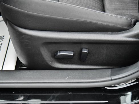 Used 2024 Nissan Altima 2.5 SV image 16