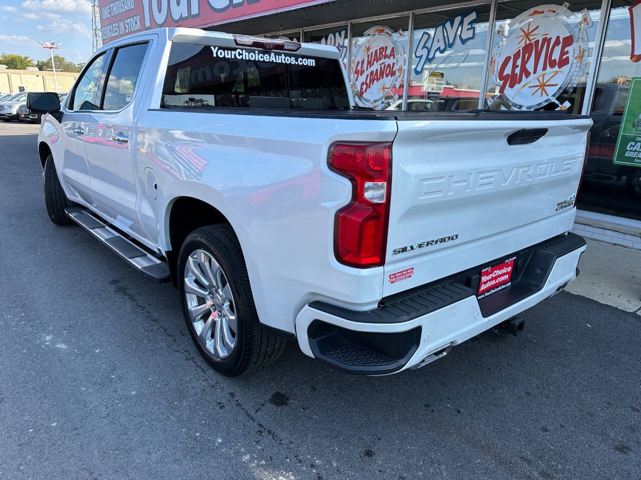 Used 2021 Chevrolet Silverado 1500 High Country w/ Technology Package AWD/4WD image 3