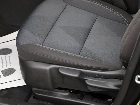 Used 2025 Chevrolet Trax LS image 13