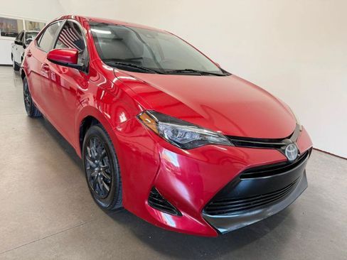 Used 2019 Toyota Corolla LE FWD image 4