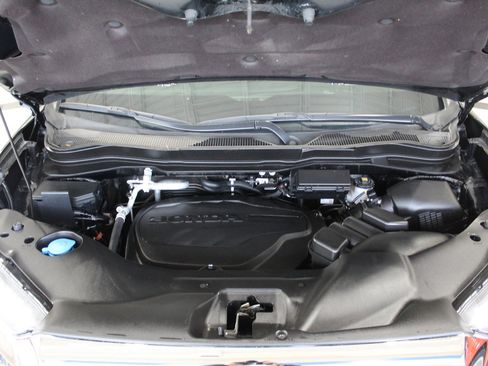 Certified 2023 Honda Passport EX-L image 32