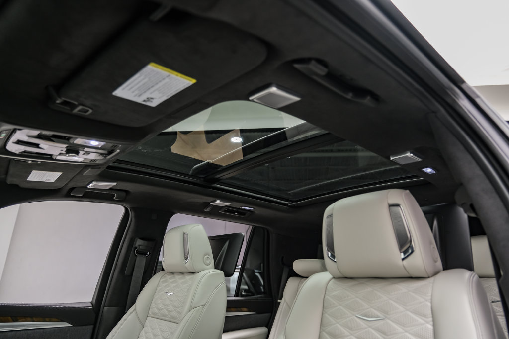 Used 2025 Cadillac Escalade Sport Platinum AWD/4WD image 7