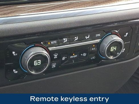 Used 2023 Chevrolet Silverado 1500 LT image 14