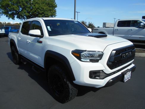 Used 2021 Toyota Tacoma TRD Pro AWD/4WD image 6
