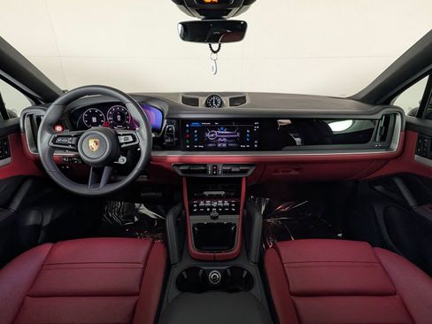 Certified 2026 Porsche Cayenne Coupe AWD/4WD image 20