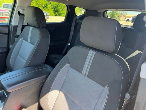 Used 2024 Chevrolet Blazer LT w/ Convenience Package FWD image 25