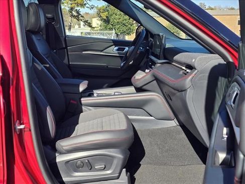 New 2026 Ford Explorer ST-Line w/ ST-Line Street Pack image 12