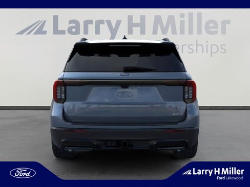 New 2026 Ford Explorer ST-Line w/ ST-Line Street Pack image 5