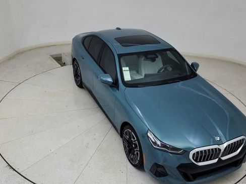 Used 2024 BMW 530i image 75