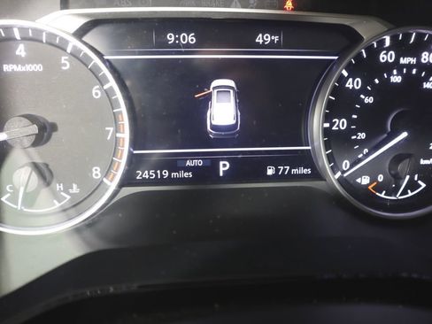 Used 2022 Nissan Pathfinder SL w/ SL Premium Package image 11