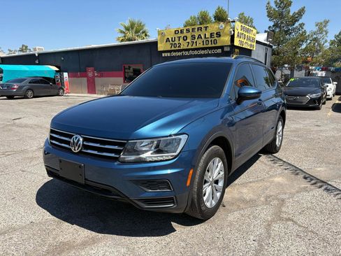 Used 2019 Volkswagen Tiguan S w/ Driver Assistance Package FWD image 2