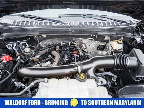 Used 2024 Ford Expedition Limited image 21