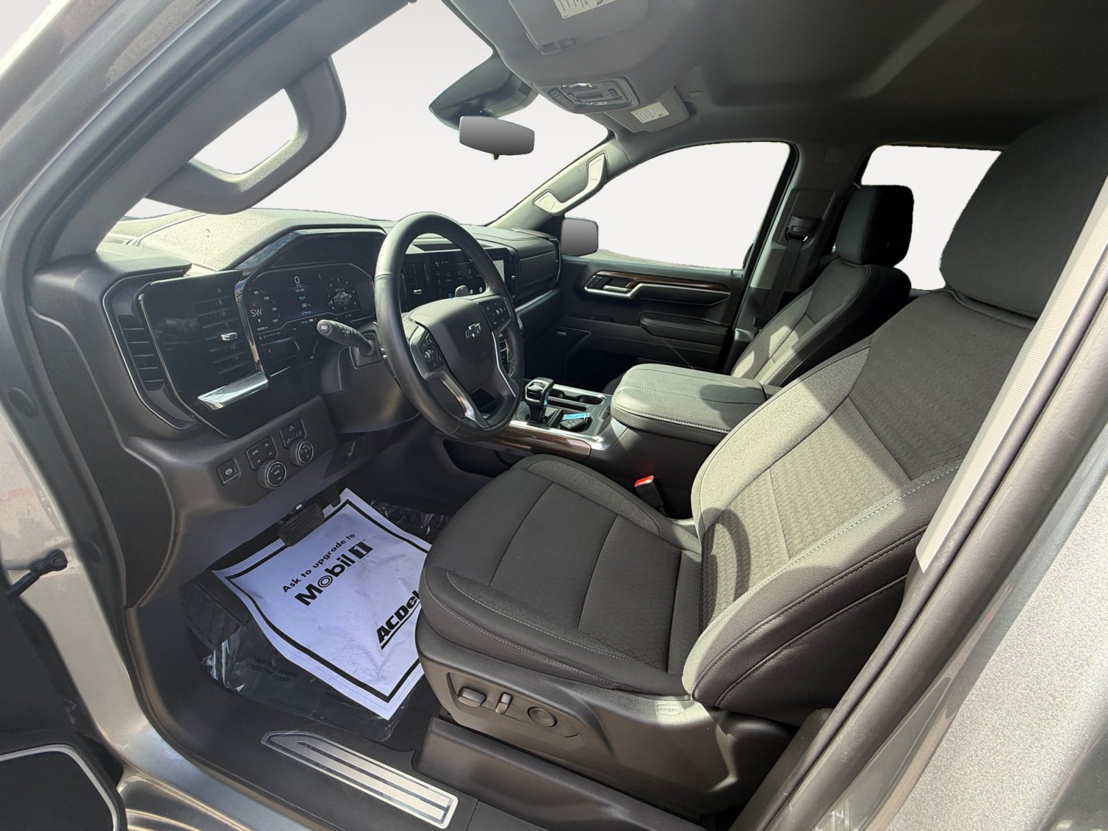 Used 2024 Chevrolet Silverado 1500 RST w/ Convenience Package II AWD/4WD image 6
