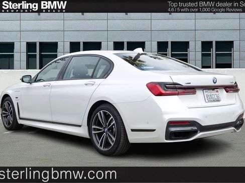 Used 2022 BMW 745e xDrive w/ M Sport Package image 23