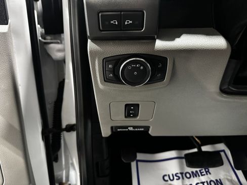 Used 2019 Ford F250 XLT w/ XLT Premium Package AWD/4WD image 34