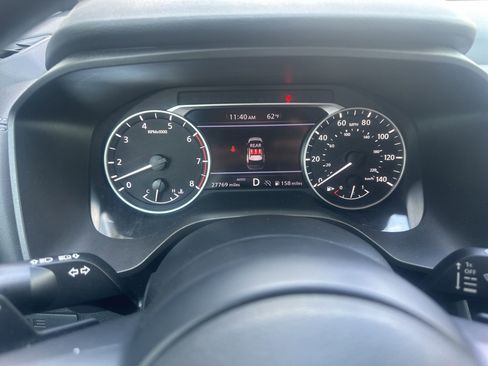 Used 2024 Nissan Rogue S AWD/4WD image 22