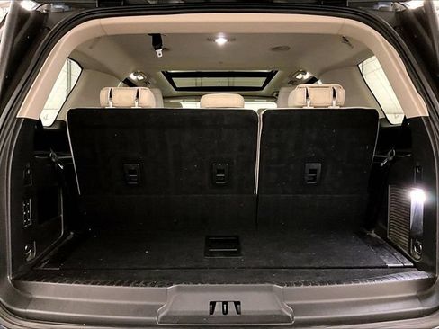 Used 2019 Ford Expedition Platinum AWD/4WD image 36