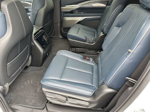 New 2026 Cadillac Escalade IQL Sport 2 w/ LPO, ONYX Package image 27