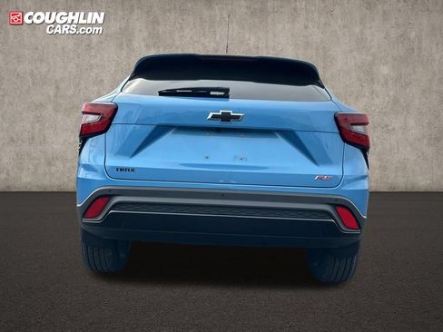 New 2026 Chevrolet Trax RS w/ Sunroof Package FWD image 6