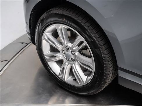 New 2026 Land Rover Range Rover Velar S image 12