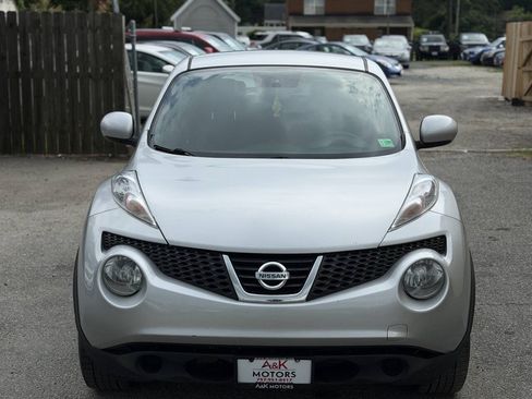 Used 2014 Nissan Juke S FWD image 4